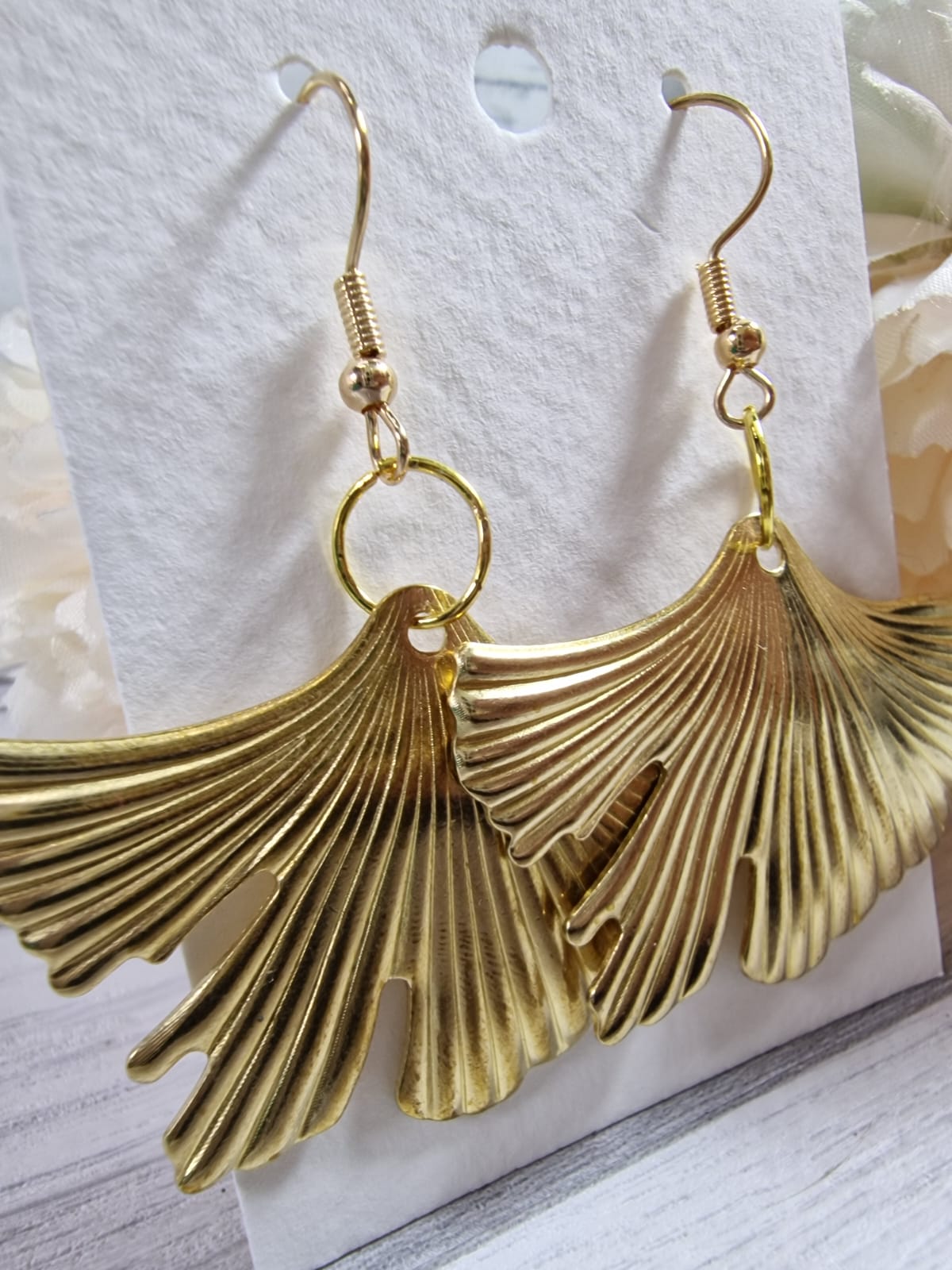 Grand Scallop Leaf Earring Pair